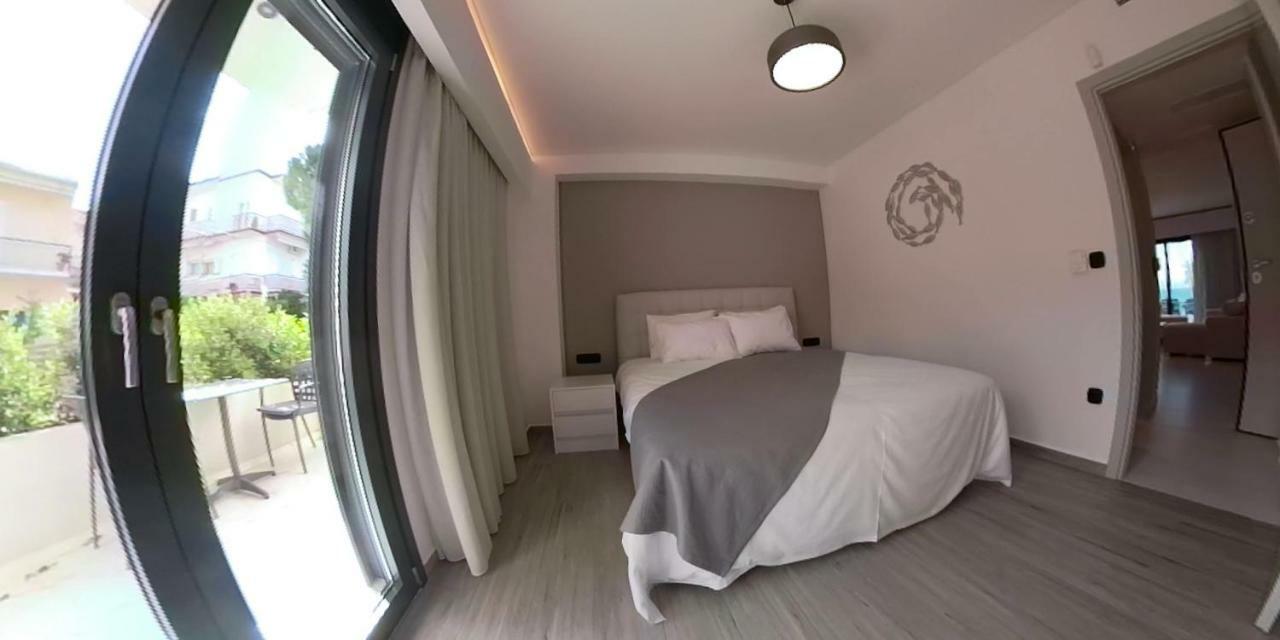 Dreamy Bay Aparthotel ซิโลกาสโตร ภายนอก รูปภาพ