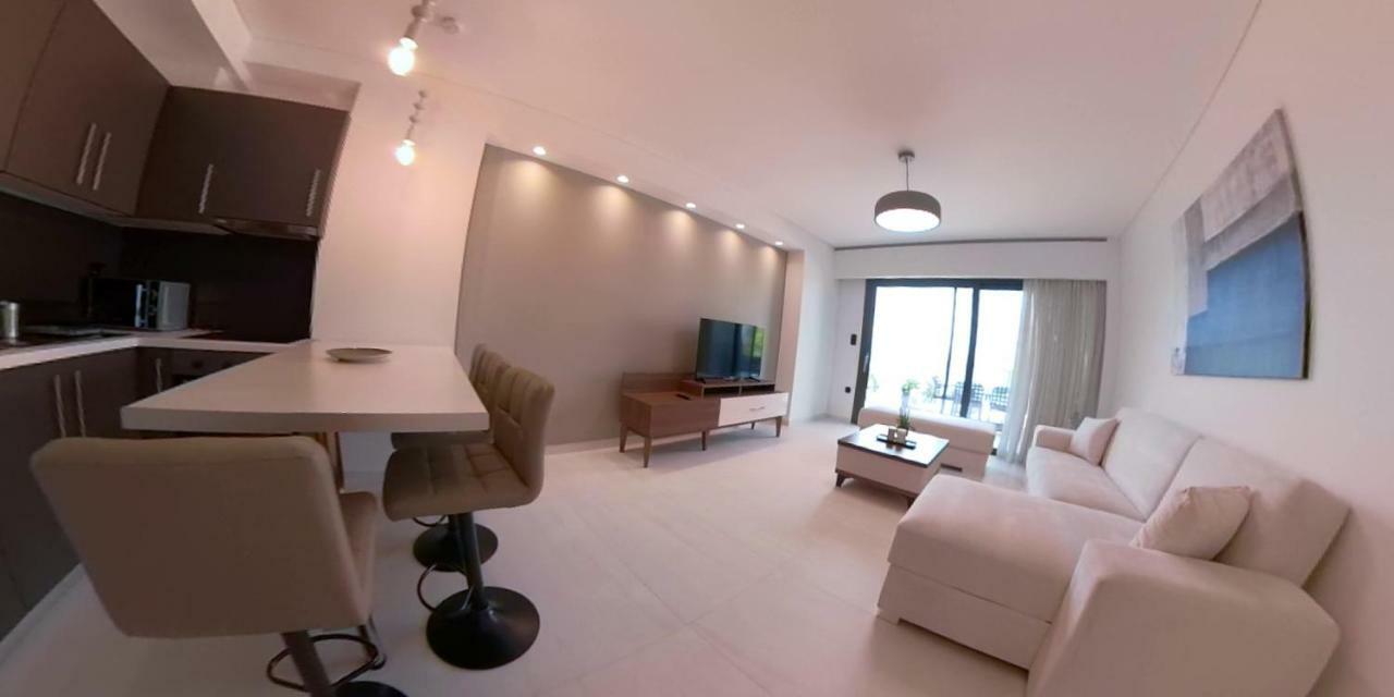 Dreamy Bay Aparthotel ซิโลกาสโตร ภายนอก รูปภาพ
